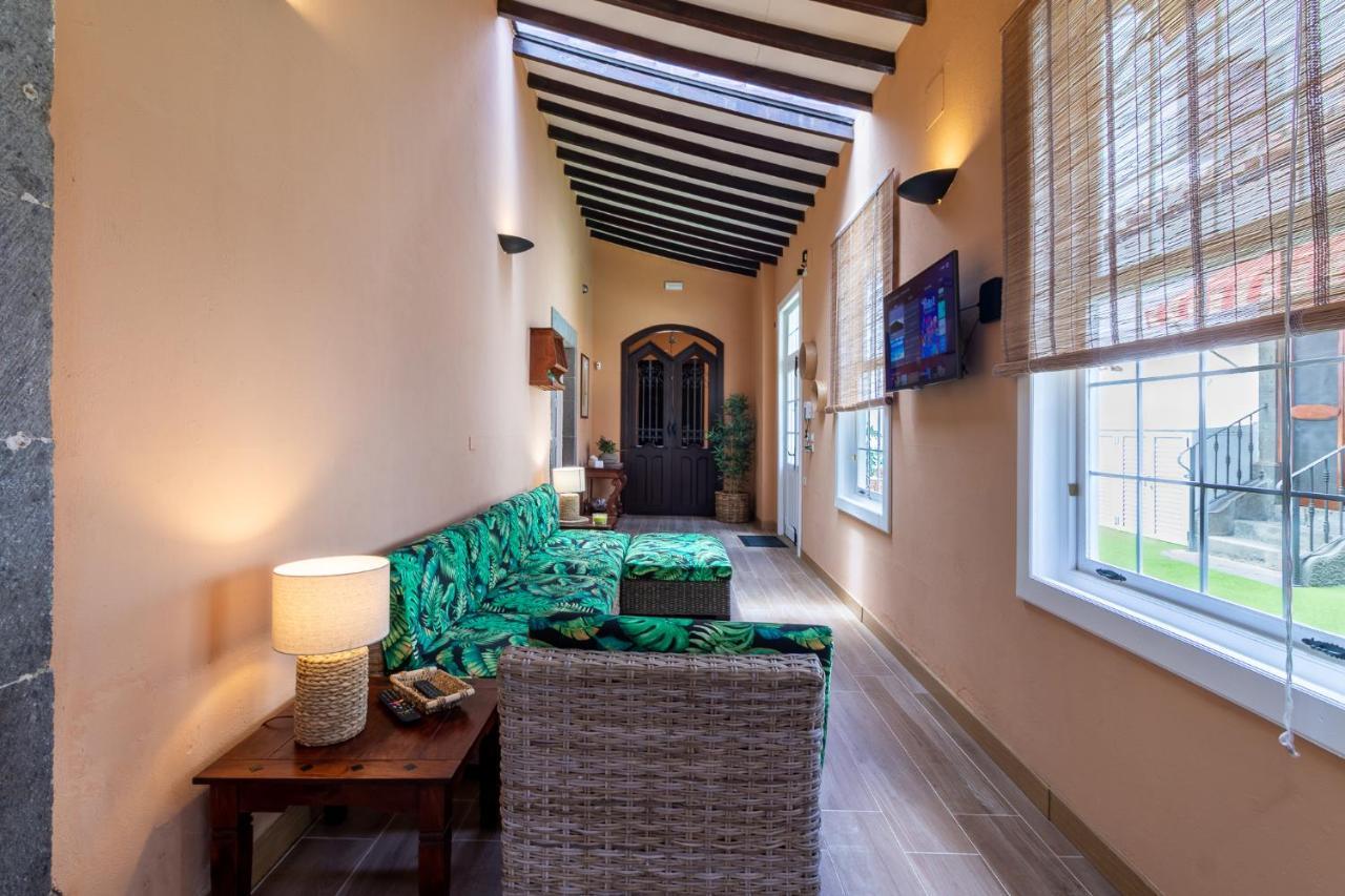 Casona Gildana: Historia, Patrimonio/E-Working Villa Arucas Exterior photo