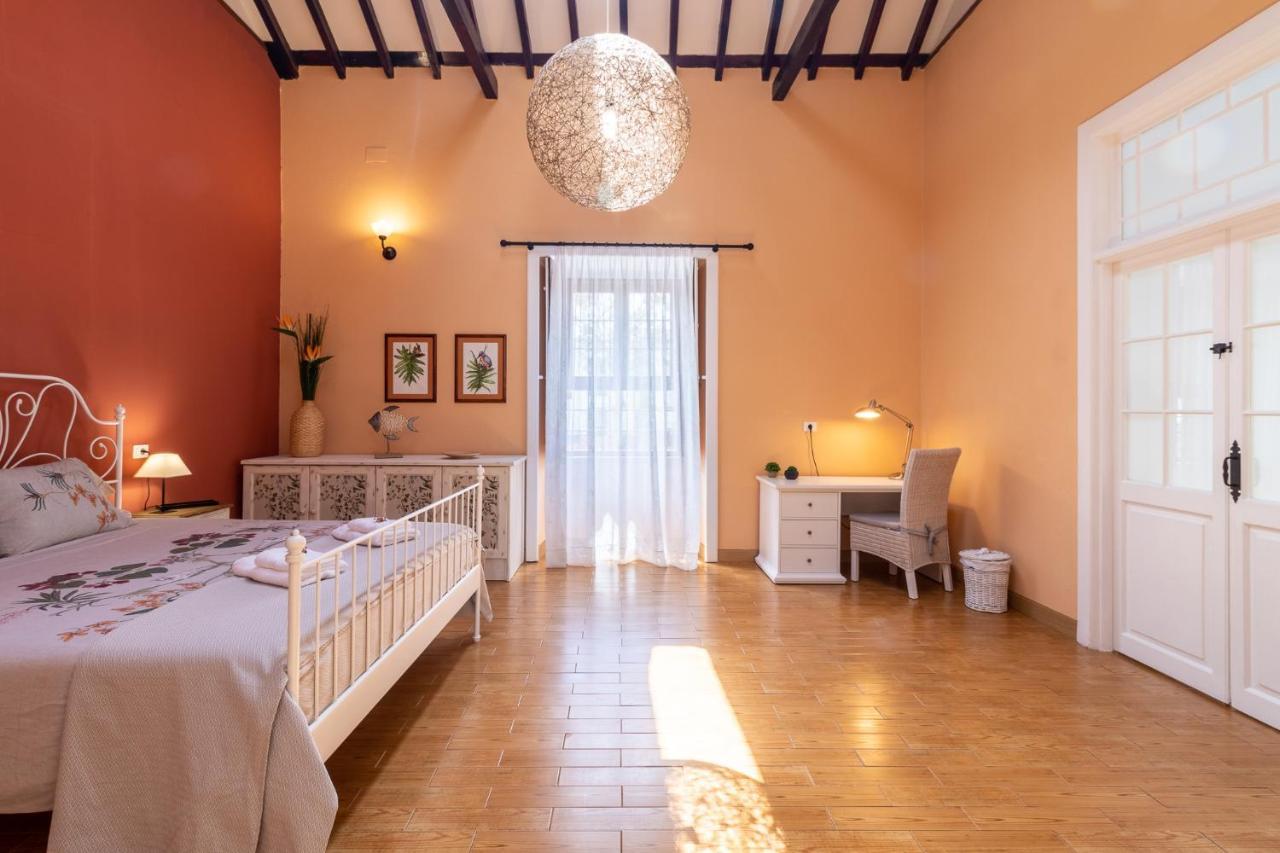 Casona Gildana: Historia, Patrimonio/E-Working Villa Arucas Exterior photo